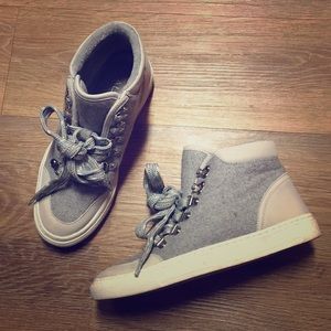 Grey Sweater/Suede High Tops.